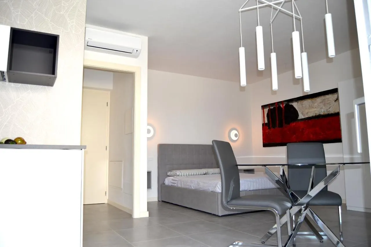 Apartman Aura Ar Holiday-Home Peschiera del Garda