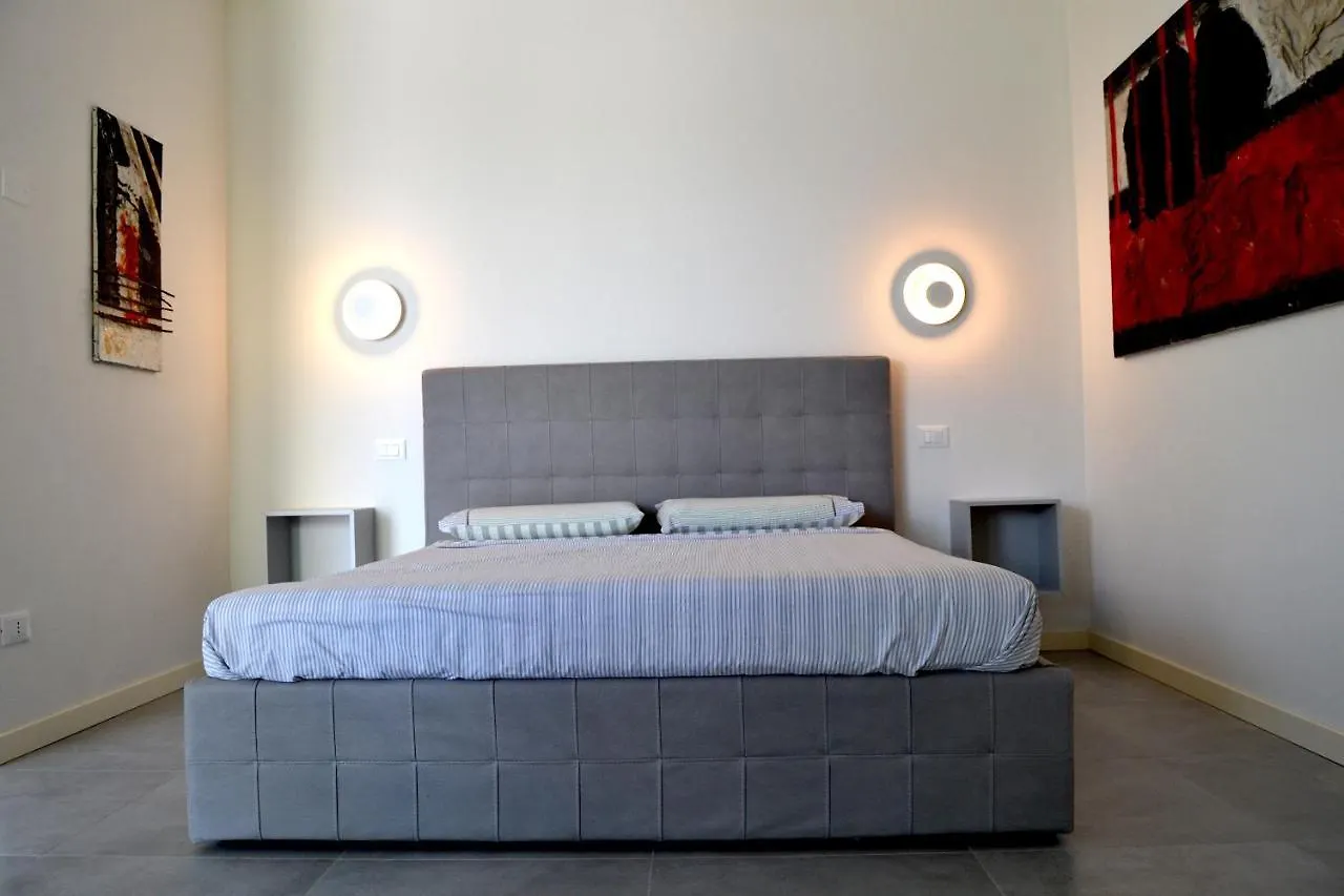 Aura Ar Holiday-Home Peschiera del Garda Italia