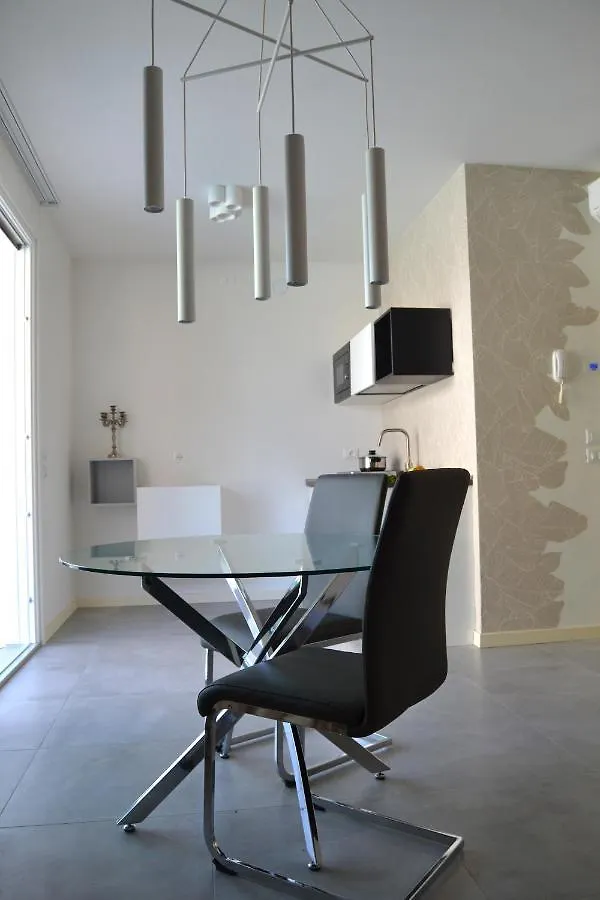 Apartamento Aura Ar Holiday-Home Peschiera del Garda